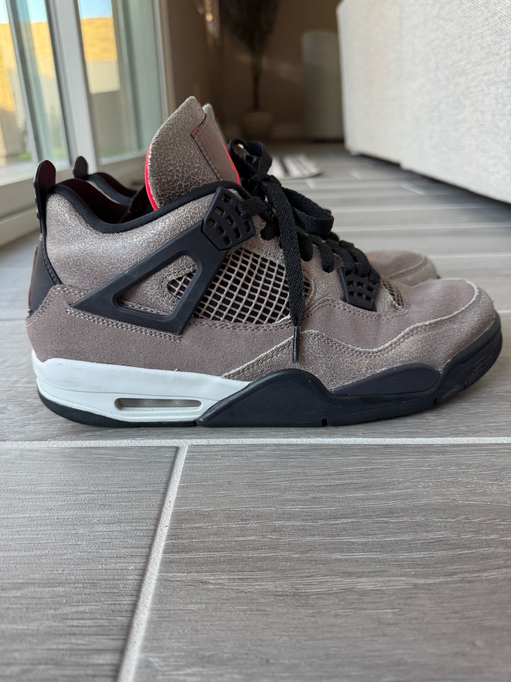 Jordan 4 Retro Taupe Haze